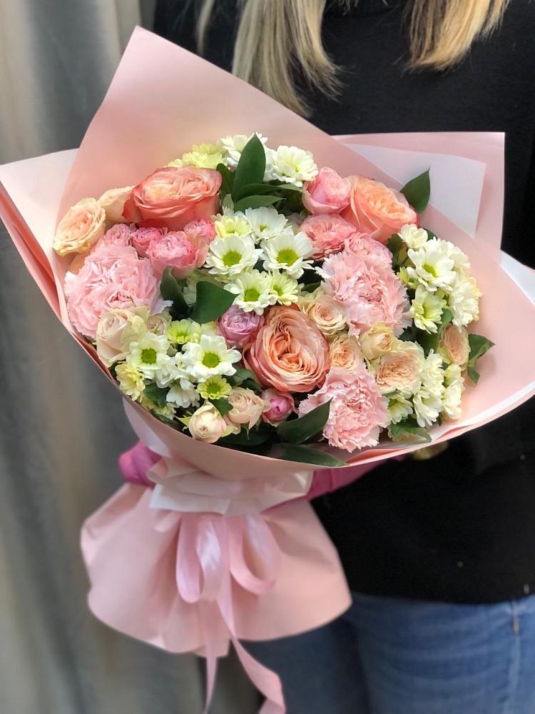 Букет цветов из: Гвоздики, Розы и Хризантемы в Топчихе