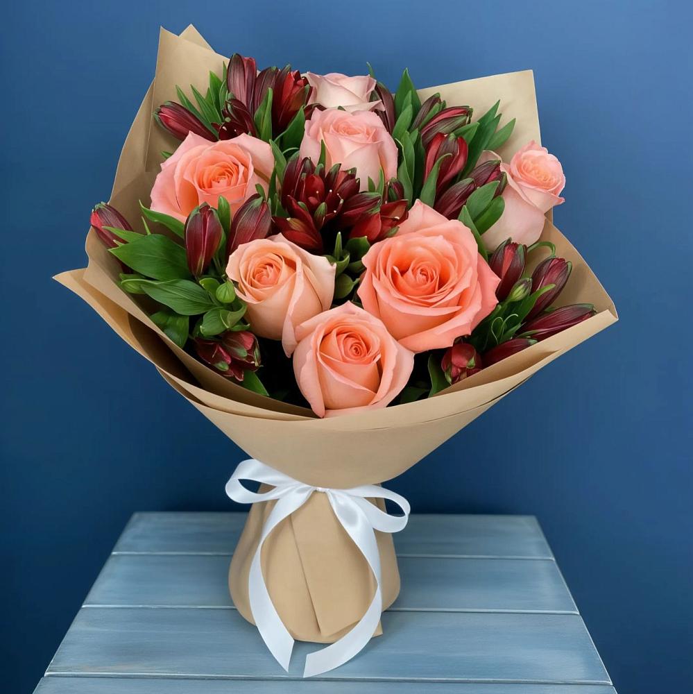 Букет цветов из: Розы и Альстромерии в Топчихе