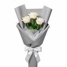 Букет 3 белые розы в Топчихе
