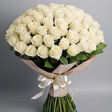 Букет 101 беля роза Белоснежка в Топчихе