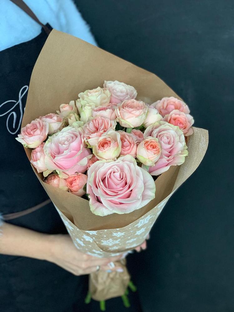 Букет цветов из: Хризантемы и Розы в Топчихе