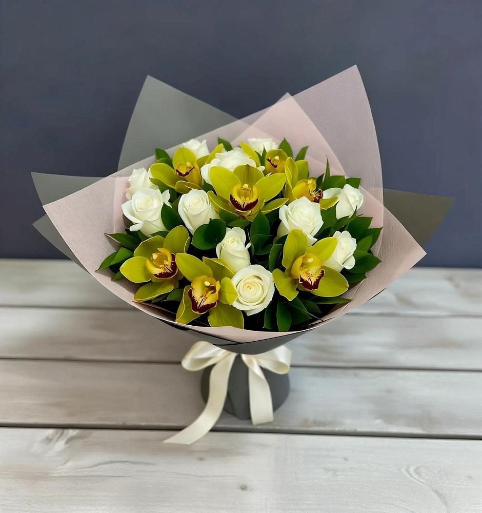 Букет цветов из: Орхидеи и Розы в Топчихе